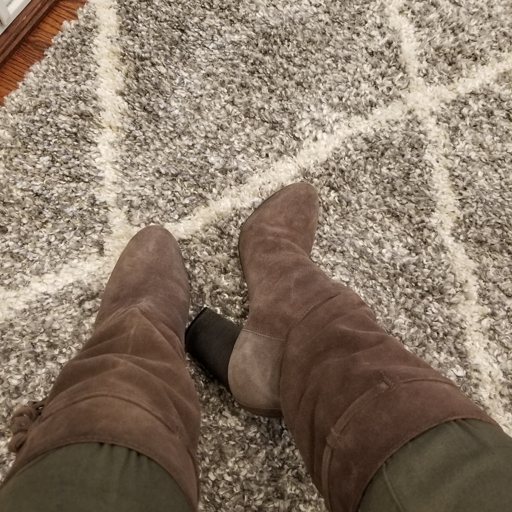 Vince Camuto boots - Picture 8 of 11